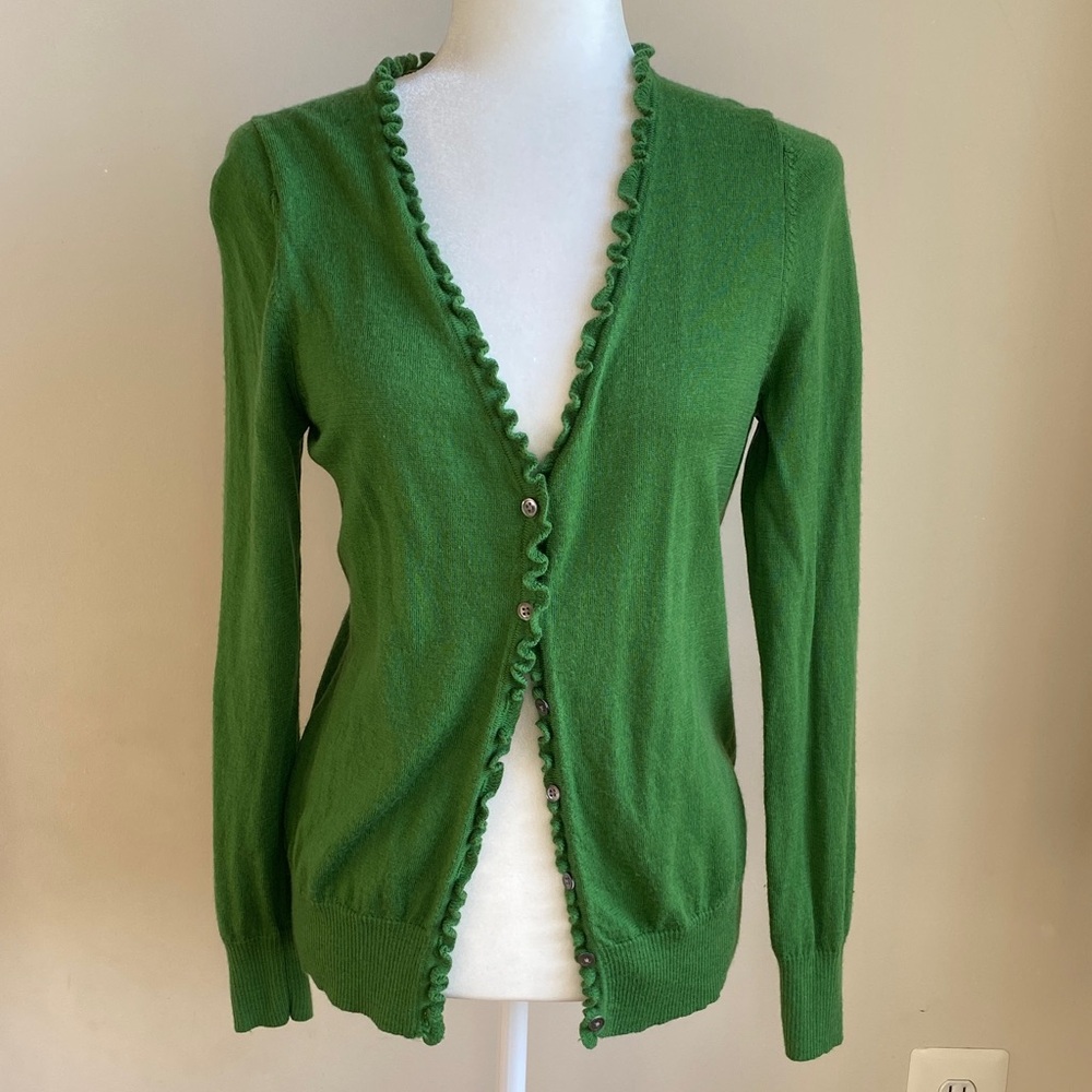 LL Bean 100% Merino Wool Scalloped Button Cardigan Lightweight Green Medium
